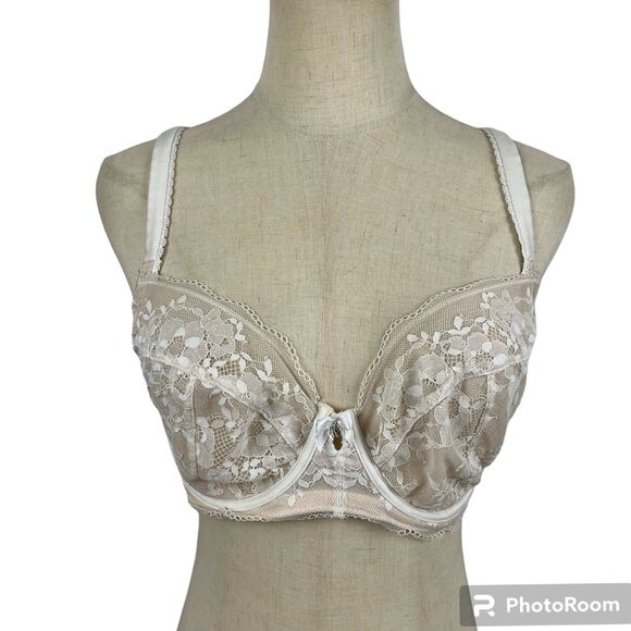 Victoria's Secret Bra Body by Victoria Unlined Demi 34DDD White Convertible - Picture 1 of 9